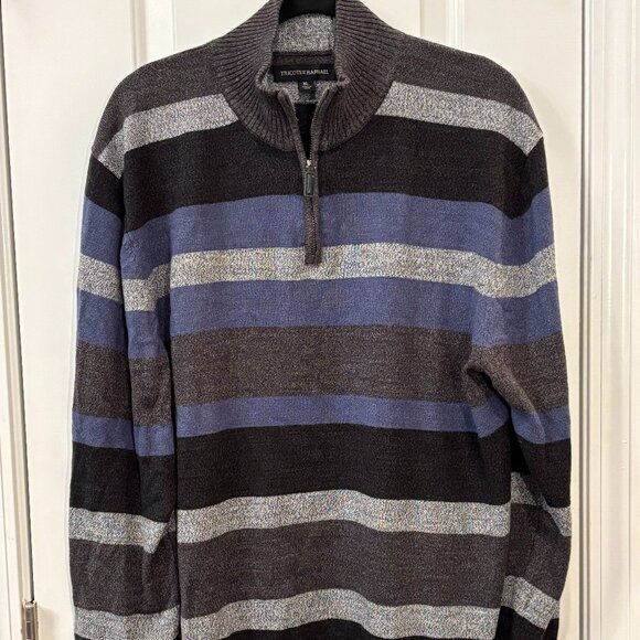 Tricots St. Raphael Extra Large (XL) Gray, Blue, and Black Quarter Zip Sweater P - Picture 2 of 5